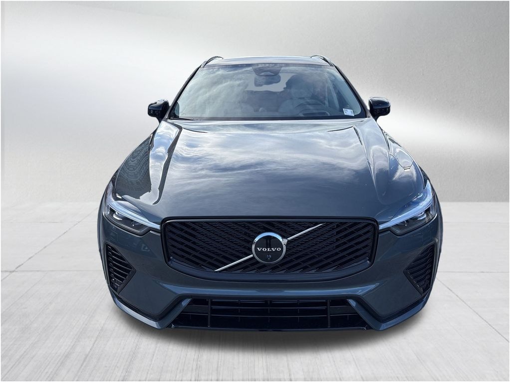 New 2026 Volvo XC60 plug-in hybrid T8 Ultra SUV