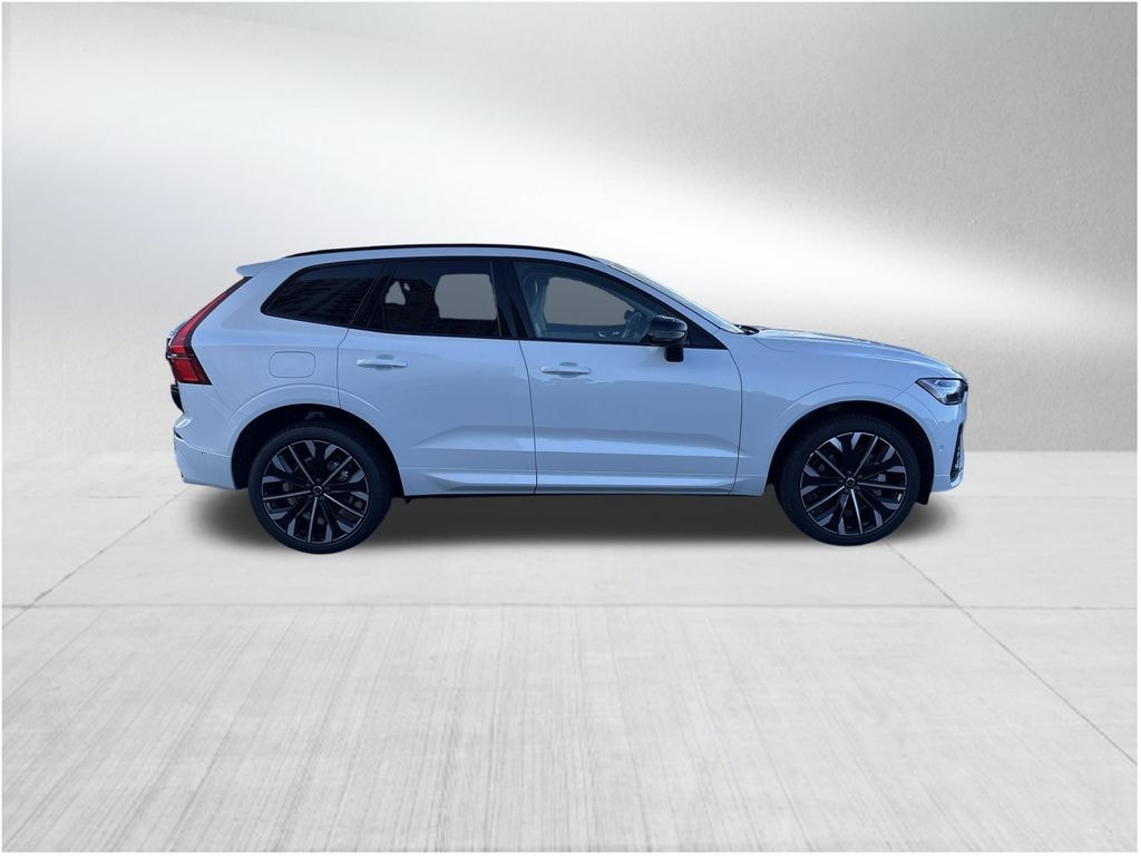 New 2026 Volvo XC60 plug-in hybrid T8 Ultra SUV