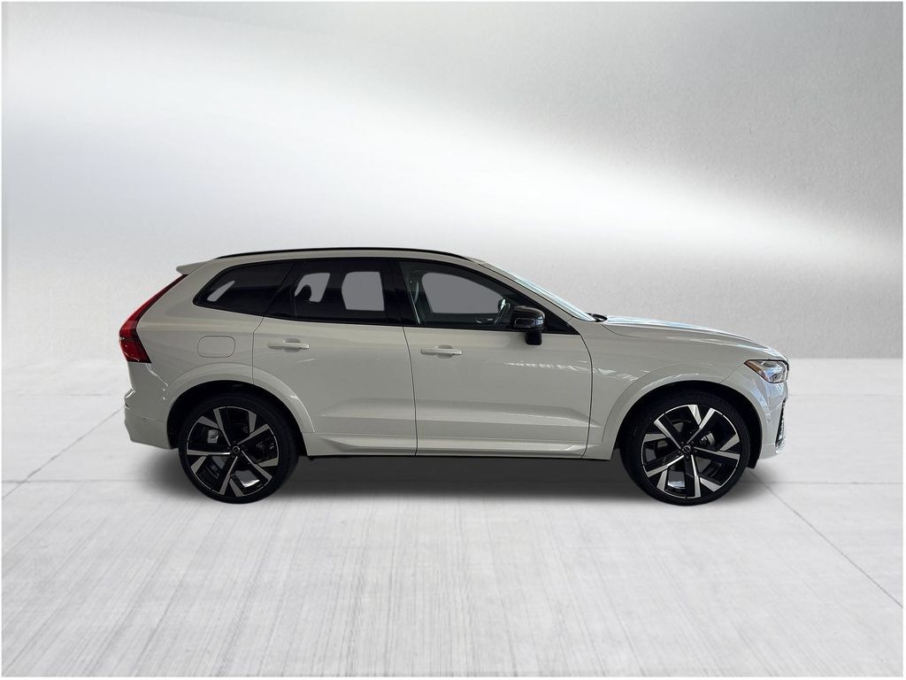 New 2026 Volvo XC60 B5 Ultra SUV