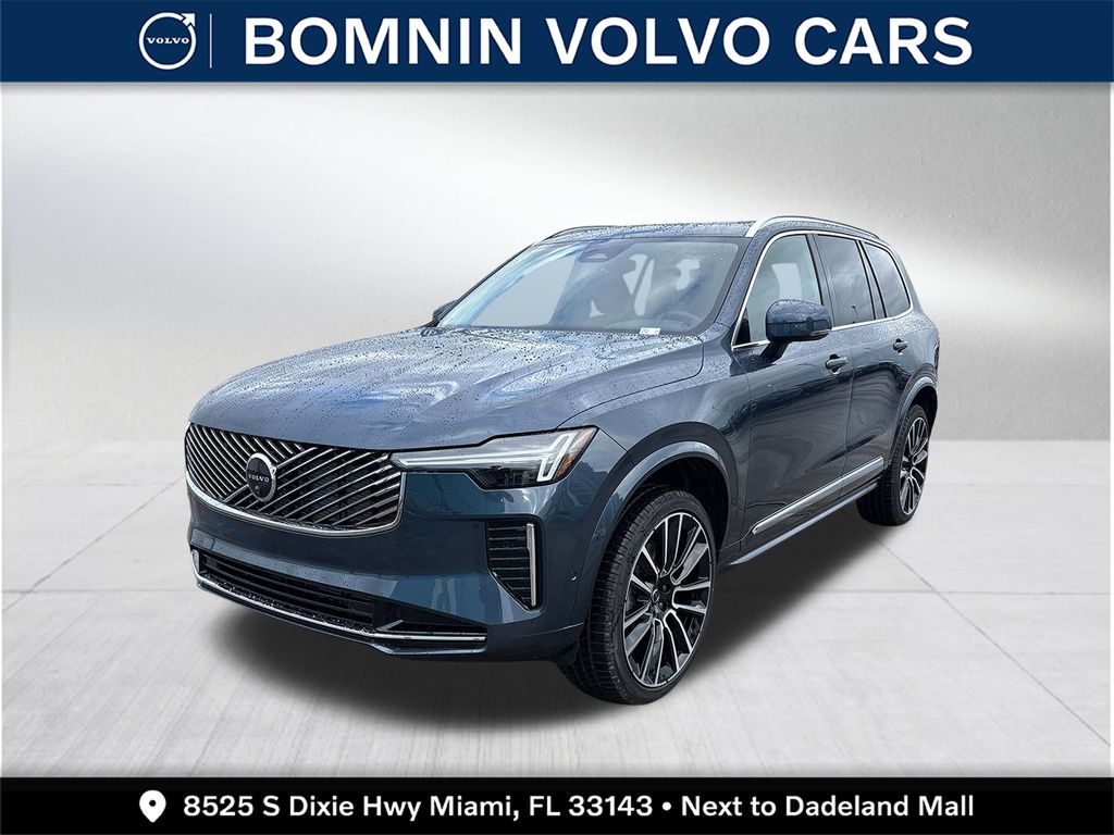 2026 Volvo XC90 Plus's photo