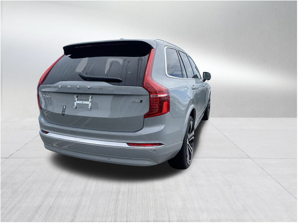 2025 Volvo XC90 photo 4
