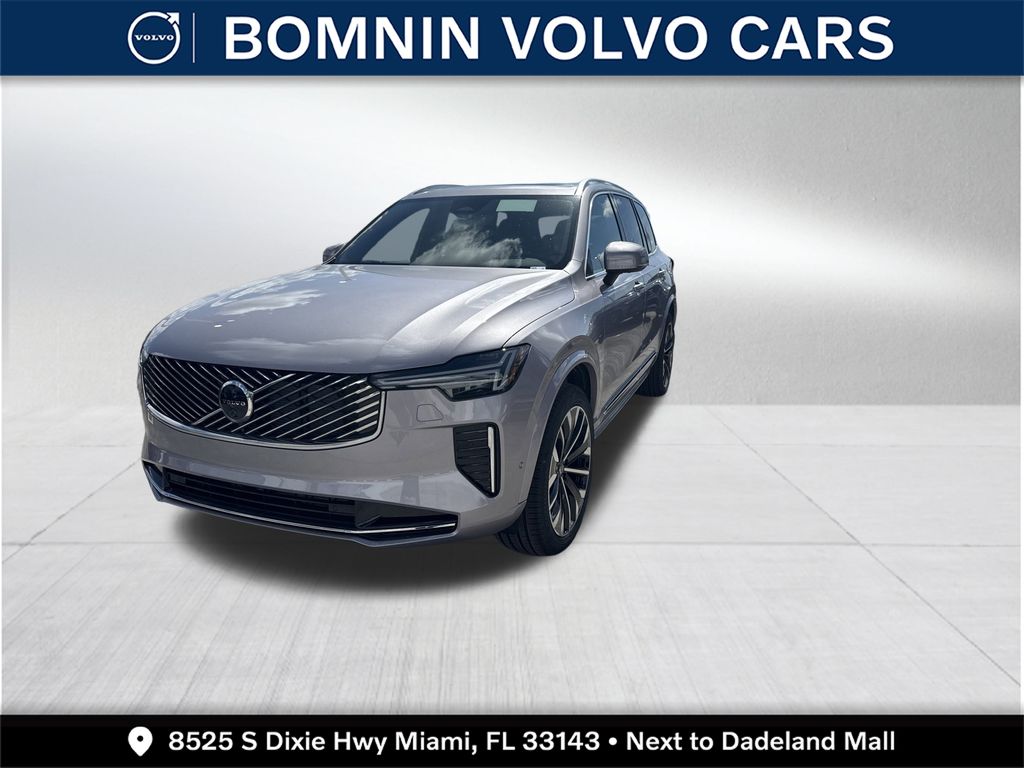 2026 Volvo XC90 Plus's photo