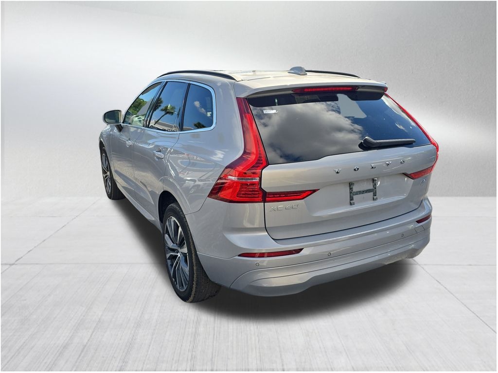 Used 2022 Volvo XC60 B5 FWD Momentum SUV