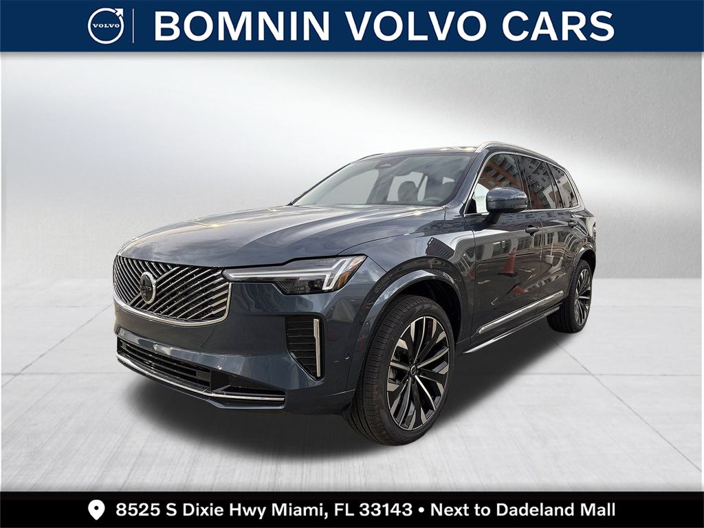 2026 Volvo XC90 Plus's photo