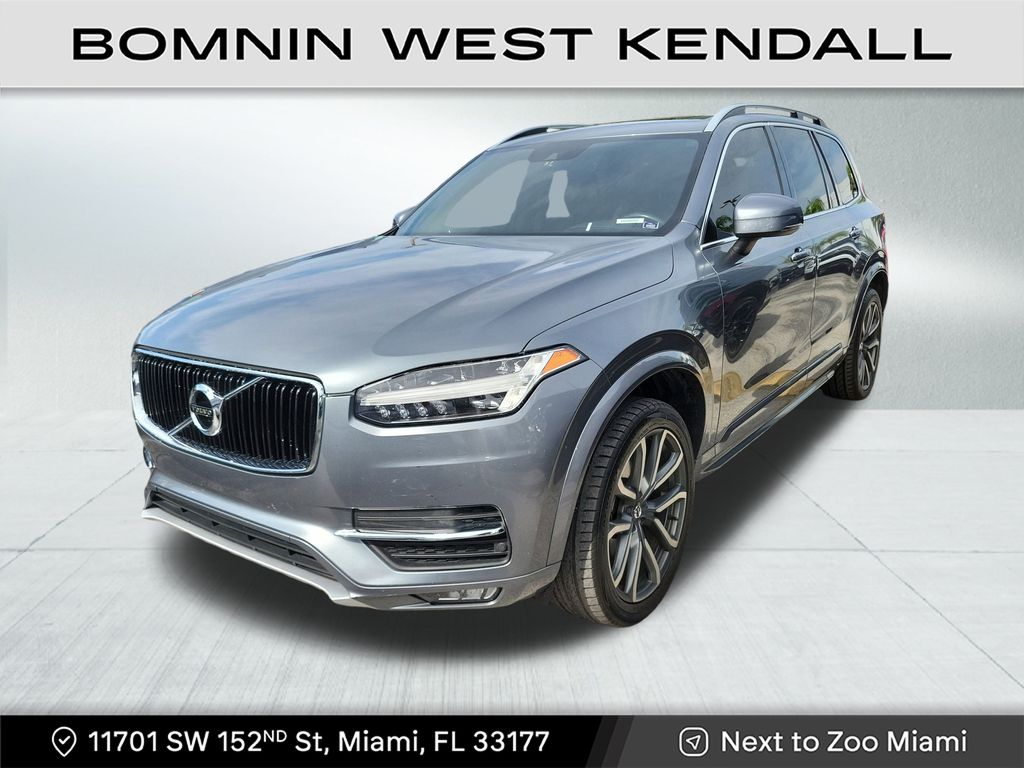 2019 Volvo XC90 T5 Momentum photo 2