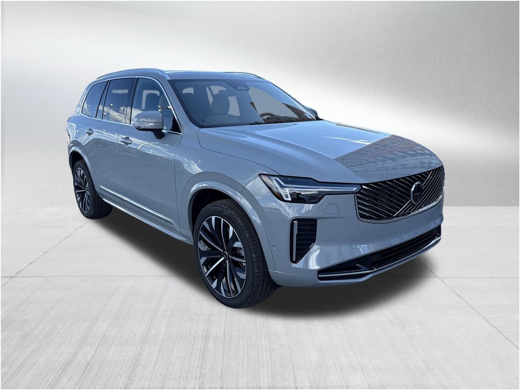 2026 Volvo XC90 Plus photo 3