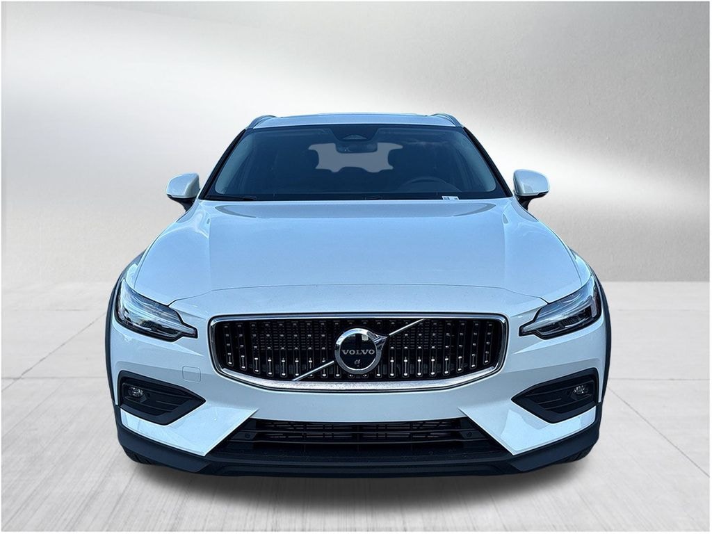 New 2026 Volvo V60 Cross Country B5 Plus Wagon