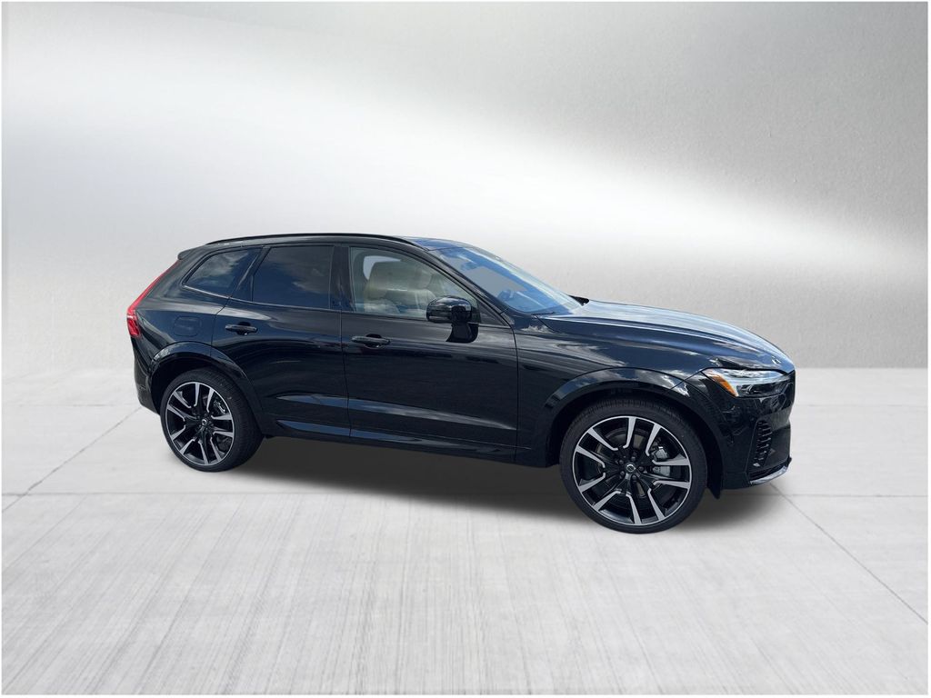 2025 Volvo XC60 Hybrid T8 photo 3