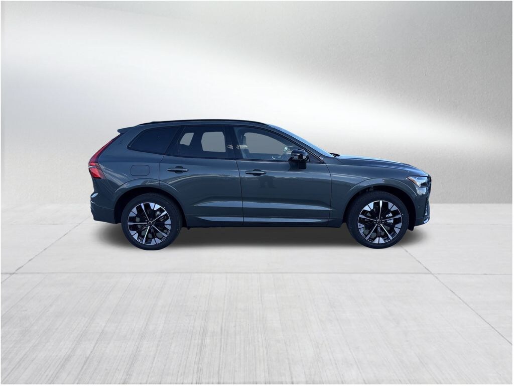 New 2026 Volvo XC60 B5 Plus SUV
