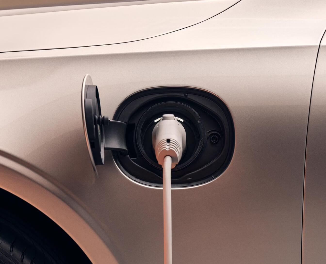 Volvo S90 PHEV Specs, Range, and MPGe