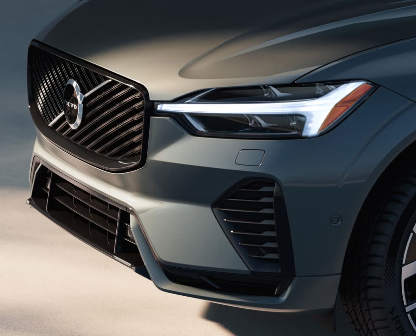 2026 Volvo XC60 vs. 2026 Genesis GV70 Safety & Reliability