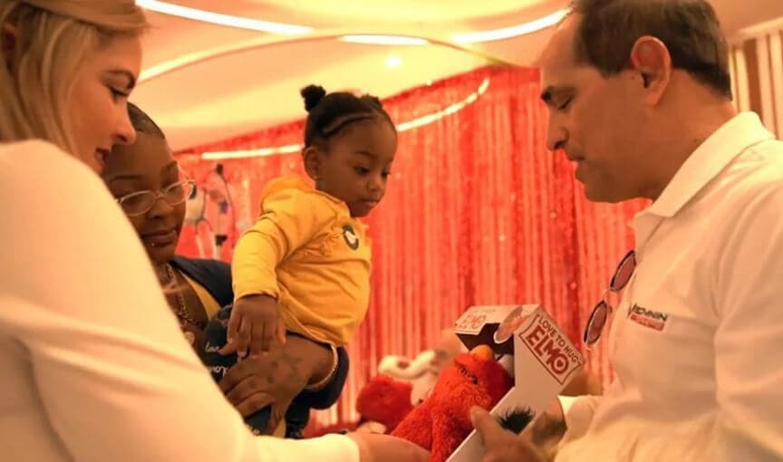 Bringing Joy to Hospitalized Children Bomnin Volvo
