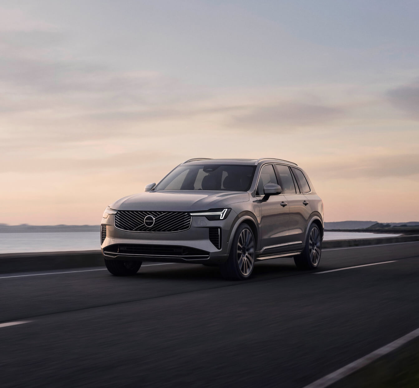 Volvo XC90 PHEV on the road