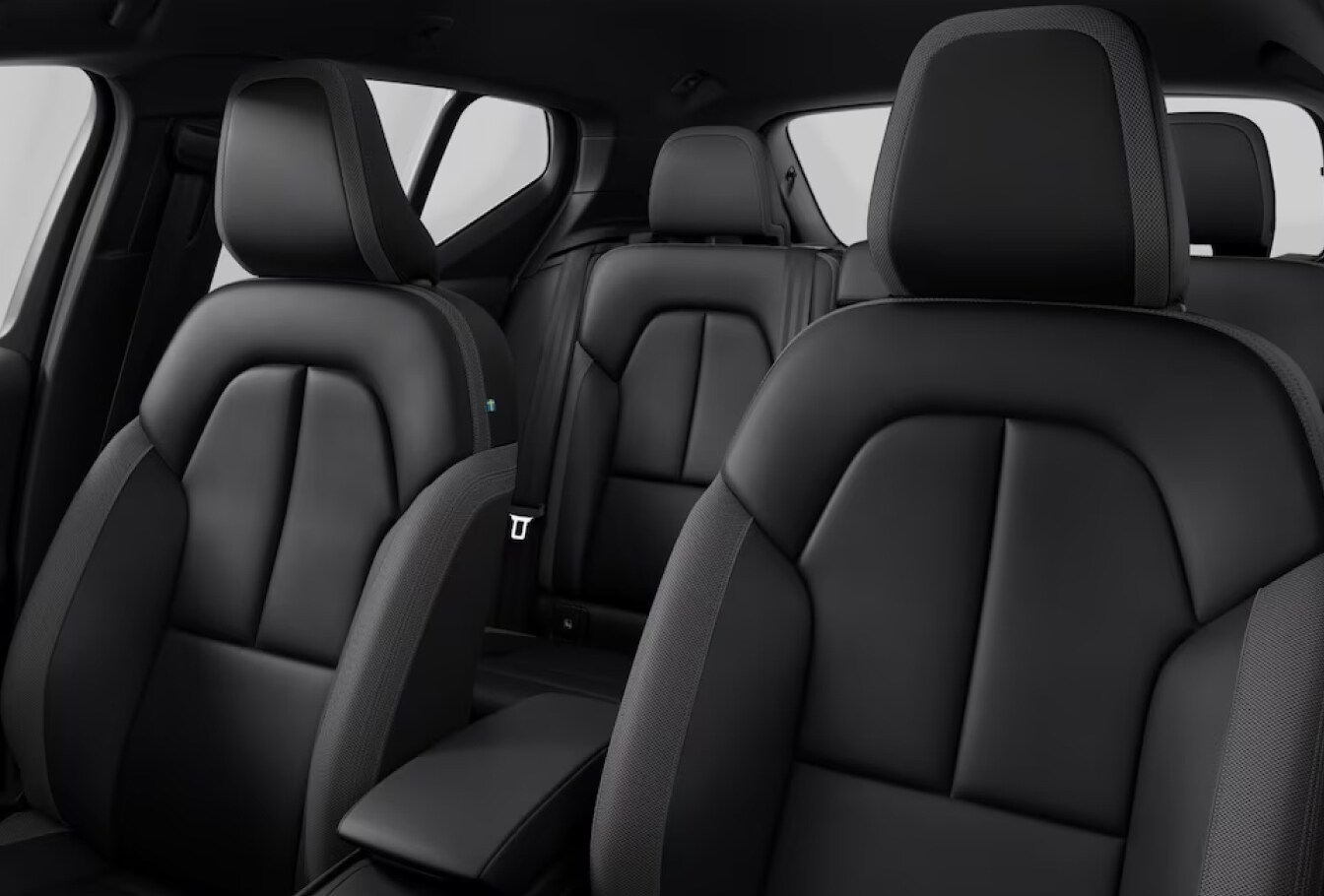 Volvo EX40 Trim Levels & Interior Comforts