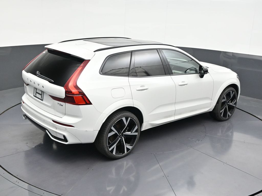 2026 Volvo XC60 Ultra - Photo 17