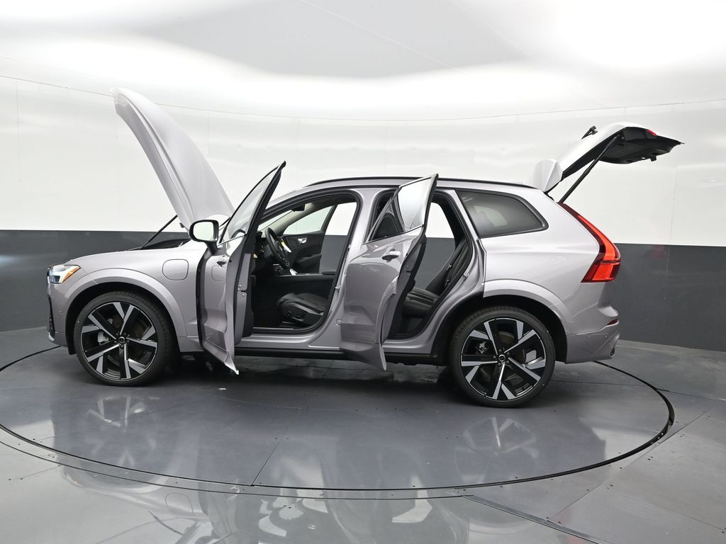 2026 Volvo XC60 Ultra - Photo 31