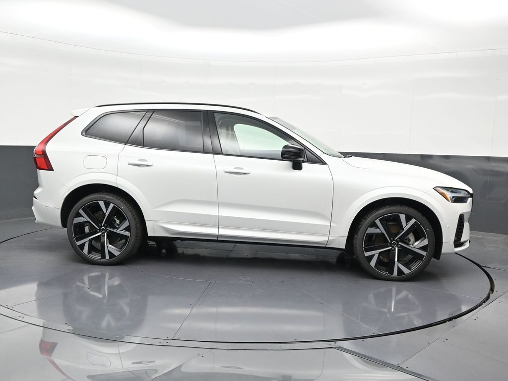 2026 Volvo XC60 Ultra - Photo 6