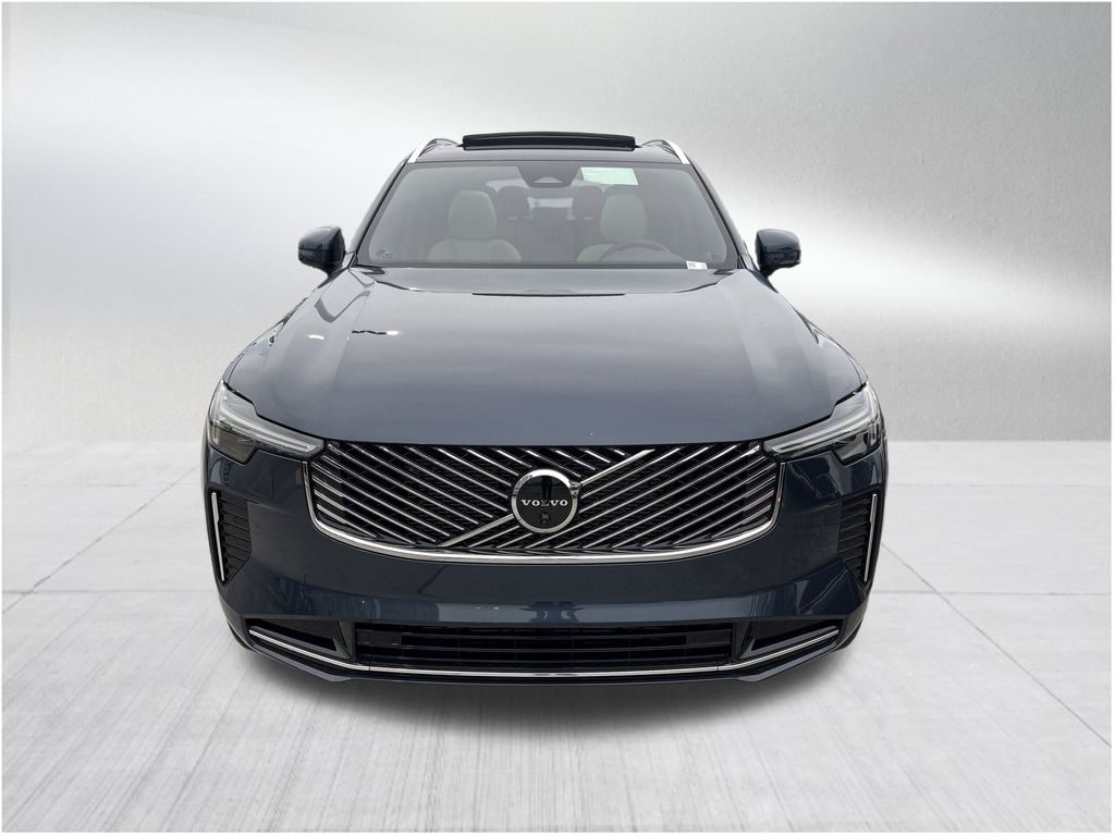 New 2026 Volvo XC90 B6 Plus 7-Seater SUV