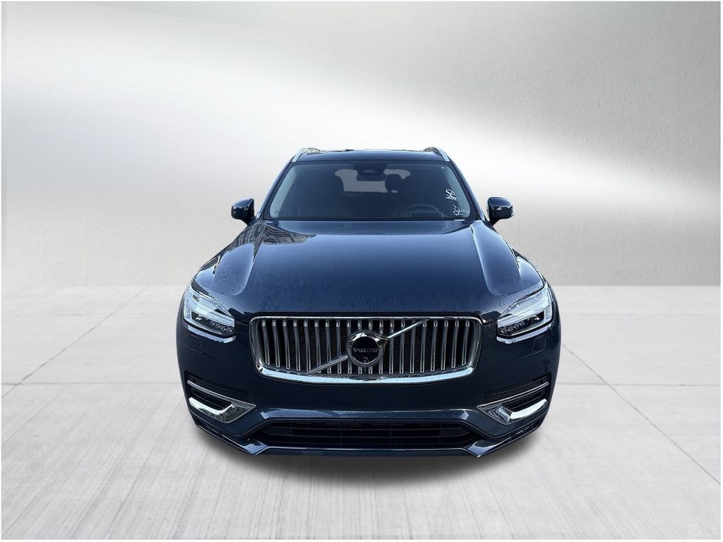 New 2025 Volvo XC90 B6 Ultra 7-Seater SUV