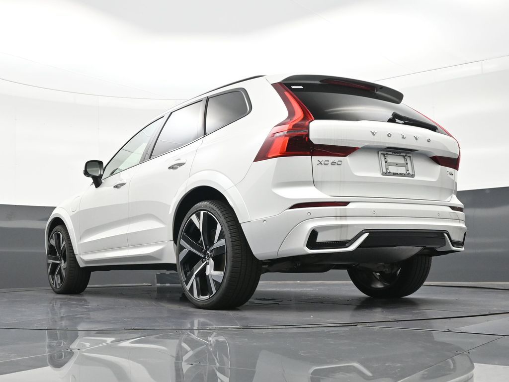 2026 Volvo XC60 Ultra - Photo 23