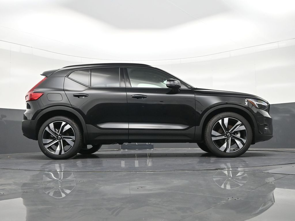 2026 Volvo XC40 Ultra - Photo 26