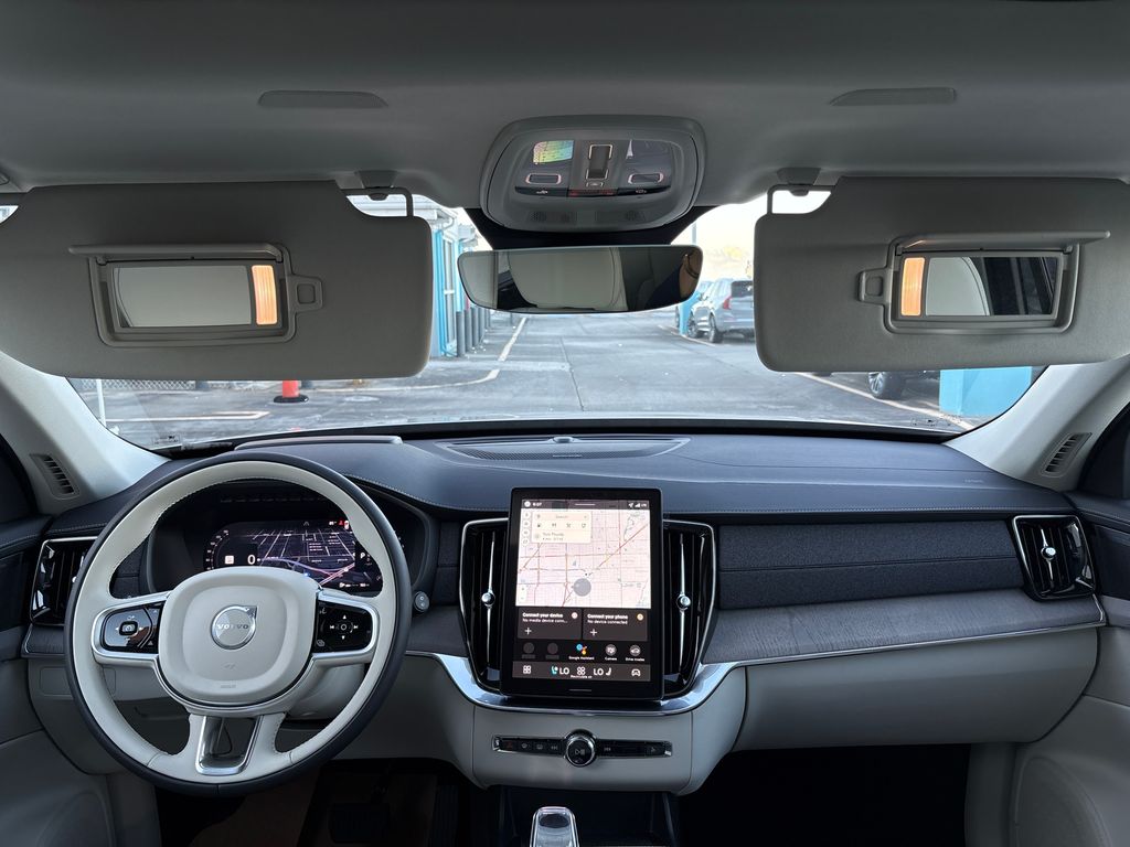2026 Volvo XC90 Ultra - Photo 11