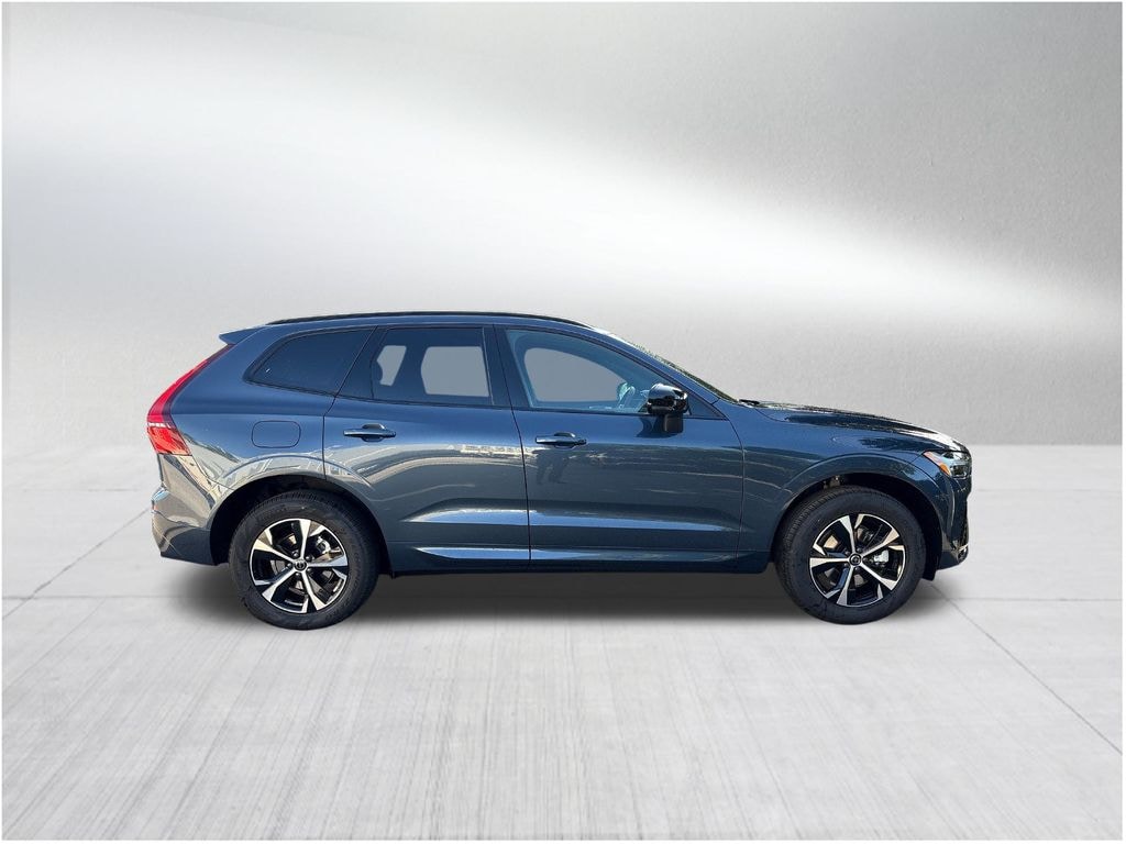 New 2026 Volvo XC60 B5 Core SUV