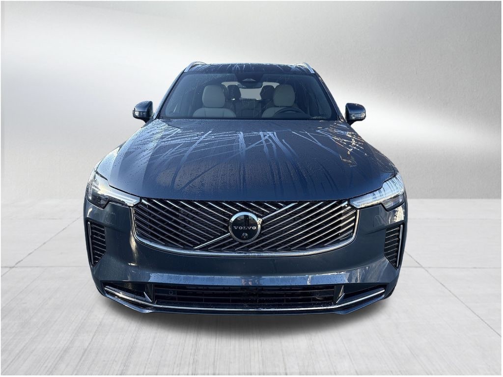 New 2026 Volvo XC90 B6 Plus 7-Seater SUV