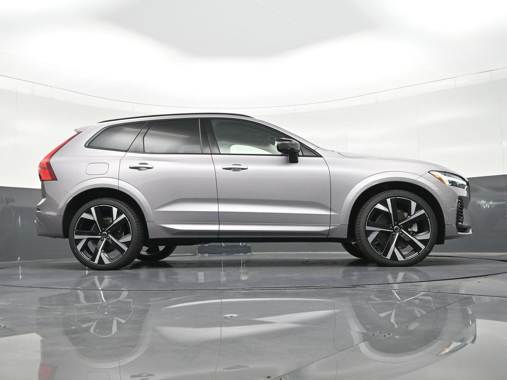 2026 Volvo XC60 Ultra - Photo 26