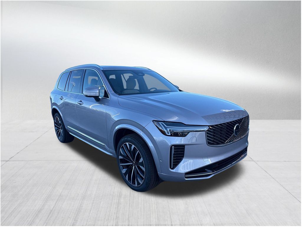 2026 Volvo XC90 Plus photo 3