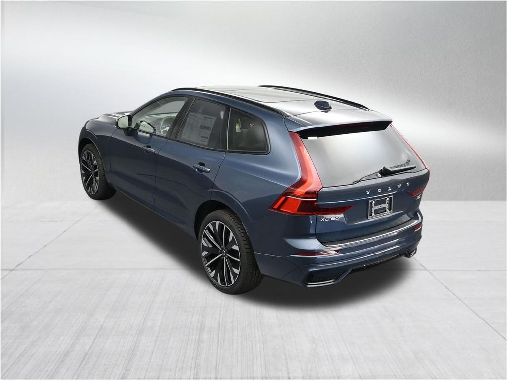 2026 Volvo XC60 Ultra - Photo 15