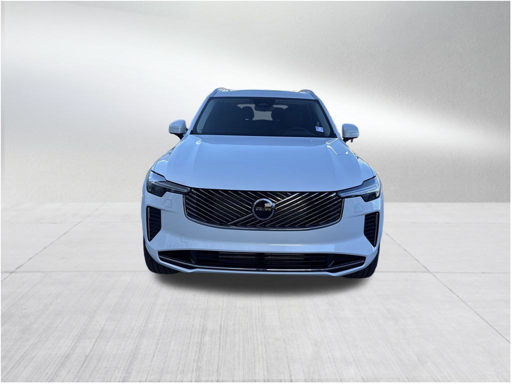 New 2026 Volvo XC90 plug-in hybrid T8 Core SUV