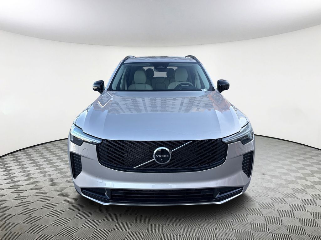 2026 Volvo XC90 Ultra - Photo 2