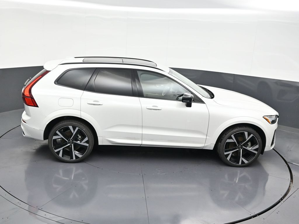 2026 Volvo XC60 Ultra - Photo 18