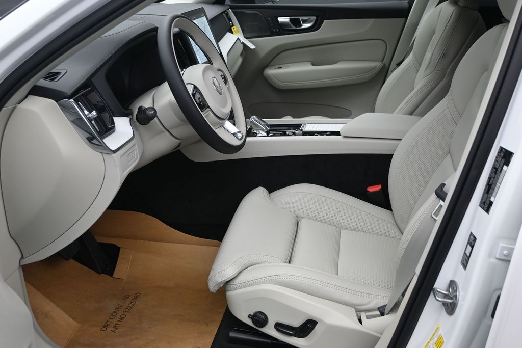 2026 Volvo XC60 Ultra - Photo 11
