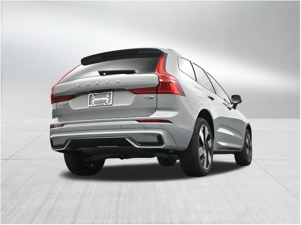 2025 Volvo XC60 Plus - Photo 25