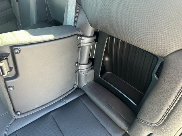 2025 GMC Sierra 2500HD SLT - Photo 20