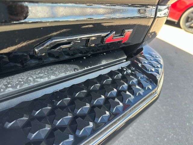 2025 GMC Canyon AT4 - Photo 11