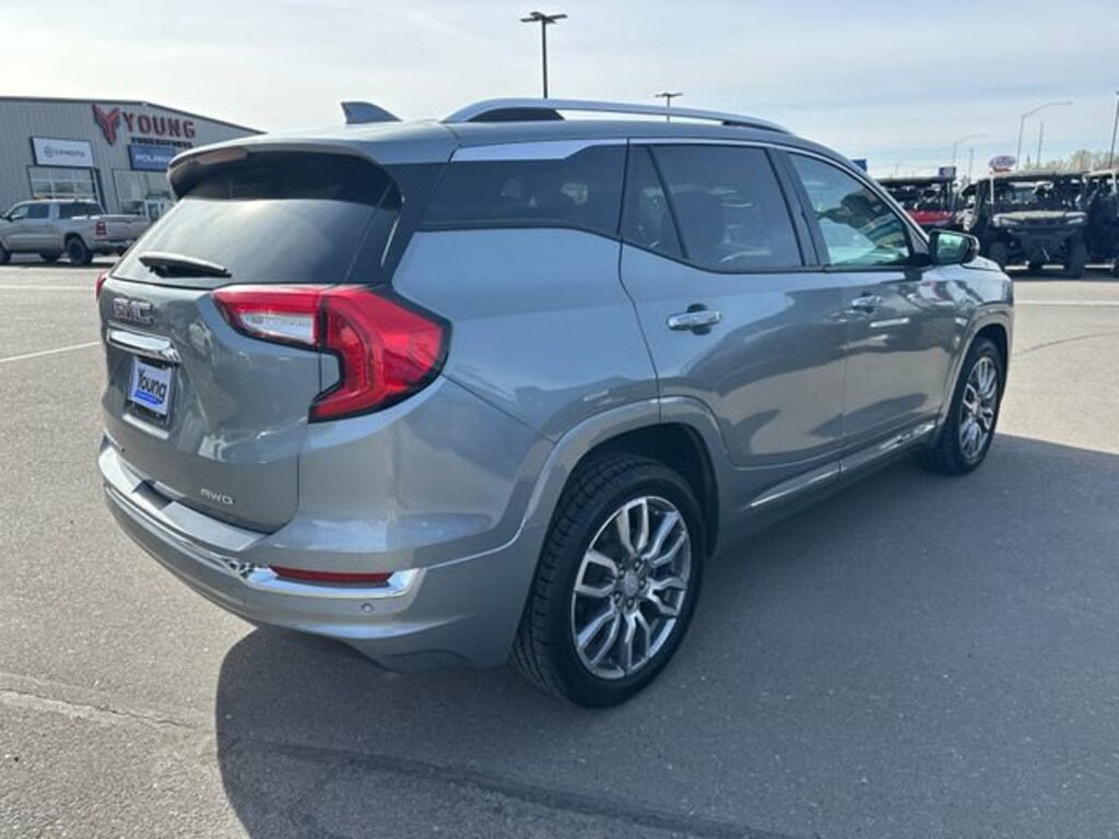 Used 2024 GMC Terrain Denali SUV