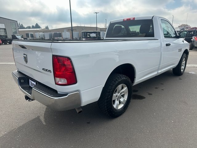 2015 Ram 1500 Tradesman photo 3