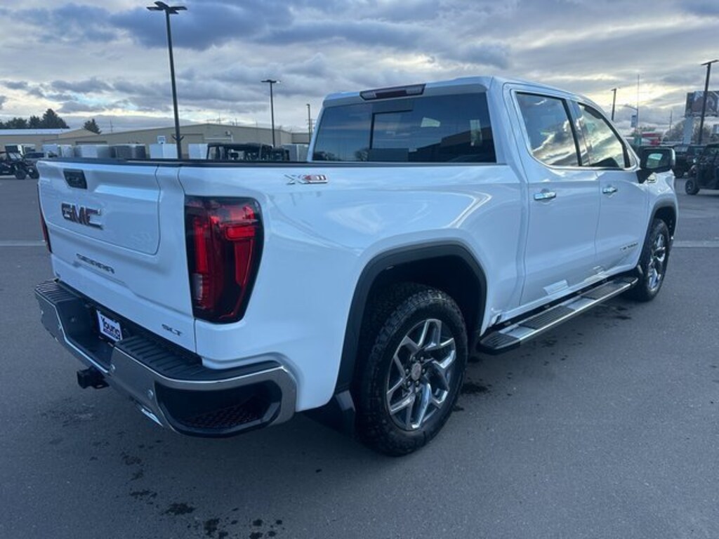 New 2026 GMC Sierra 1500 SLT Truck