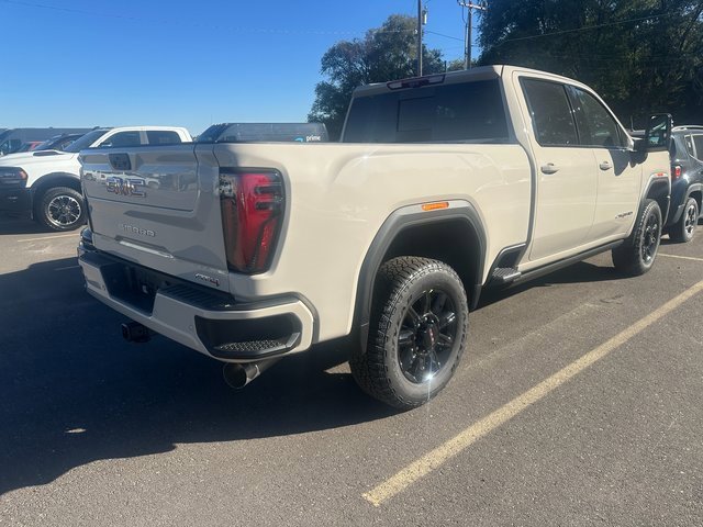 2026 Gmc Sierra 2500 HD AT4 photo 2