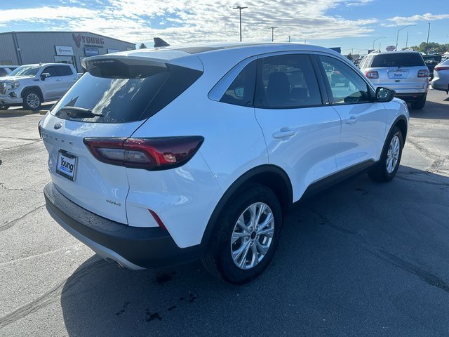 2024 Ford Escape Active photo 2