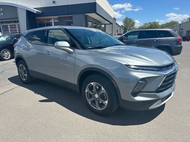 2025 Chevrolet Blazer 2.0T 2LT AWD's photo