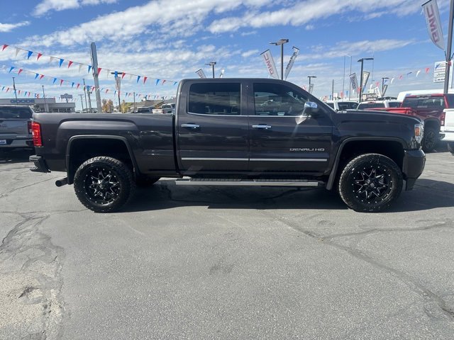 2015 Gmc Sierra 2500 HD Denali photo 2