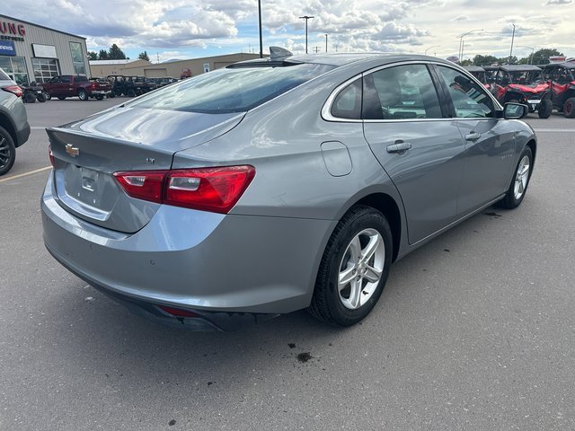 2024 Chevrolet Malibu 1LT photo 3