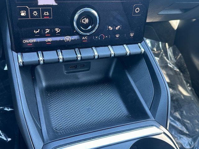 2025 GMC Terrain Elevation - Photo 27