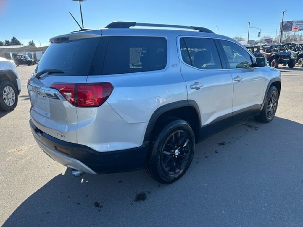 Used 2017 GMC Acadia SLT SUV