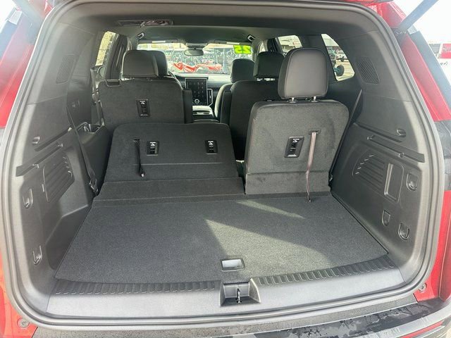 2025 GMC Acadia AT4 - Photo 14