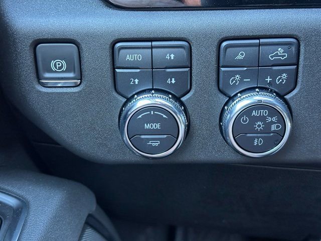2025 GMC Sierra 2500HD SLT - Photo 42